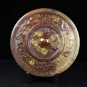 An Exquisite White Jade Dragon Pattern Mirror