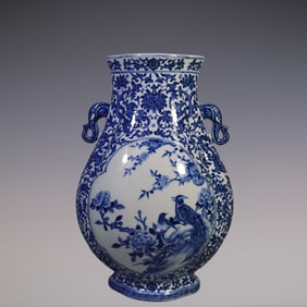 An Exquisite Blue and White Lotus Pattern Dragon Pattern Flower and Bird Pattern Double-Ears Vase