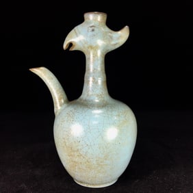 An Exquisite Ru yao Ewer
