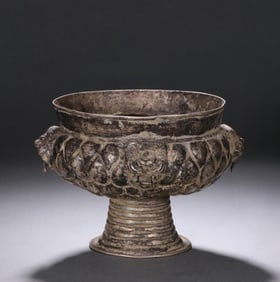 An Exquisite Silver Beast-Face Pattern Stem Bowl