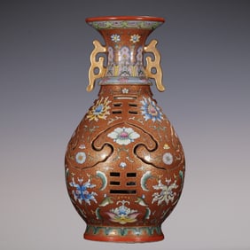 An Exquisite Famille-Rose Lotus Pattern Double-Ears Vase