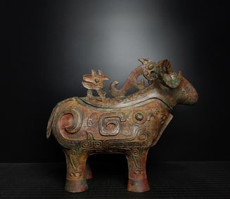 An Exquisite Bronze Sheep-Shaped Ewer