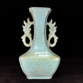 An Exquisite Ru yao Double-Ears Vase