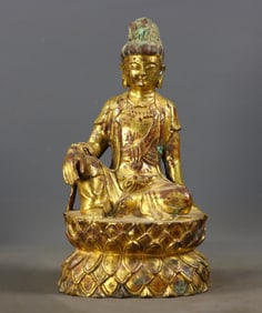 An Exquisite Gilt Bronze Buddha Statue
