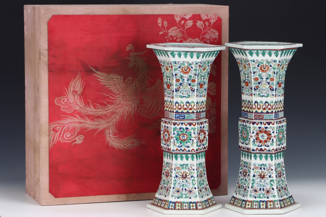 A Pair of Huge Blue and White Doucai Lotus Pattern Vases (1 of 8)