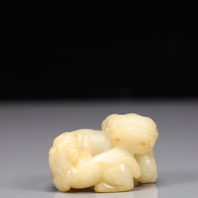 An Exquisite Sapphire Lion Ornament