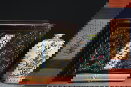 A Rare Famille-Rose Flower and Bird Pattern Vase,With Poem,With Chinese Vertical Scroll Ink Painting