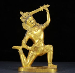 A Solemn Gilt Bronze Statue of Vajra