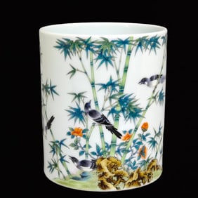 An Exquisite Famille-Rose Flower and Bird Pattern Brush Pot,with Poem