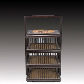 A Rare Zitanwood Dragon Pattern Box