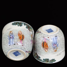 A Pair of Exquisite Famille-Rose Figure Pattern Cups