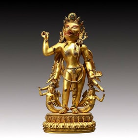 A Solemn Gilt Bronze Statue of Vajra
