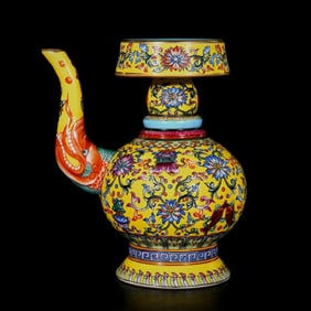 An Exquisite Yellow Glazed Enamel Lotus Pattern Pot