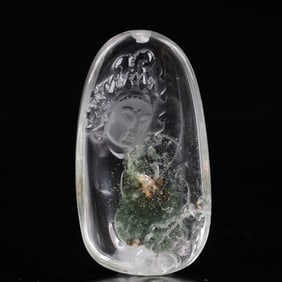 An Exquisite Crystal Statue of Avalokitesvara Pendant