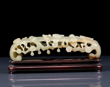 An Exquisite Greenish Jade Flower and Bird Pattern Brush Holder