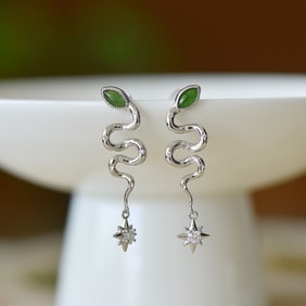 A Pair of Exquisite Sterling Silver Inlaid Jasper Earrings,Inlaid Diamond