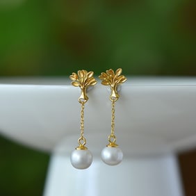 A Pair of Exquisite Sterling Silver-Gold Plated Inlaid Pearl Earrings
