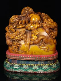 An Exquisite Shoushan Stone Dragon Pattern Seal Ornament