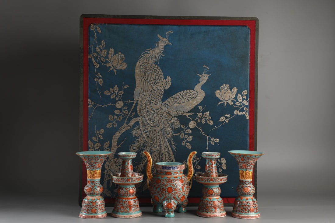 A Set of Fine Famille-Rose Lotus Pattern Eight Treasures Pattern Censer Candlestick: A Set of Fine Famille-Rose Lotus Pattern Eight Treasures Pattern Censer Candlestick Qing Dynasty, China Qianlong Six-character Mark Size:6.7inx7.9in粉彩五供一套 