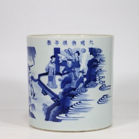 An Exquisite Blue and White Character and Story Pattern Brush Pot