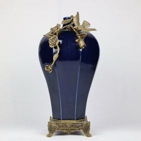 An Exquisite Ji Blue Glazed Inlaid Bronze Flower and Bird Pattern Vase