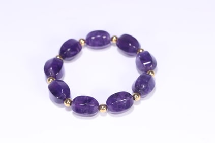 An Exquisite Crystal Bracelets