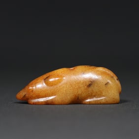 An Exquisite White Jade Mouse Pendant