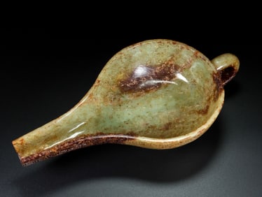 An Exquisite White Jade Ornament