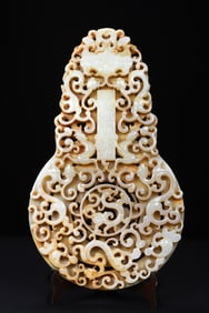 An Exquisite White Jade Chi-Dragon Pattern Beast-Face Pattern Ornament