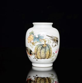 An Exquisite Famille-Rose Flower and Bird Pattern with poem Vase