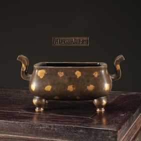 An Exquisite Gilt Bronze Double-Ears Censer