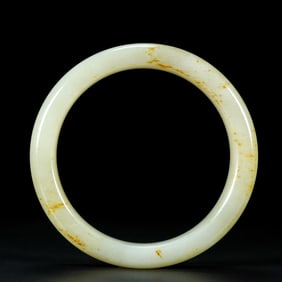 An Exquisite White Jade Bracelets