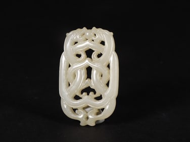 An Exquisite White Jade Dragon Pattern Ornament