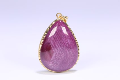 An Exquisite Gems Water Pot Pendant