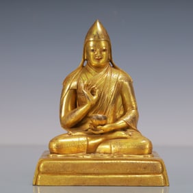 A Exquisite Gilt Bronze Statue of Tsongkhapa