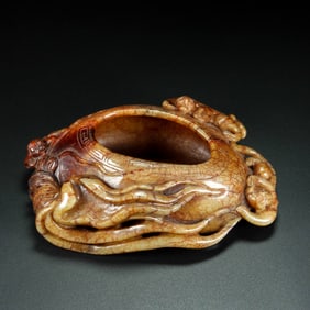 An Exquisite White Jade Monkey Pattern Brush Washer
