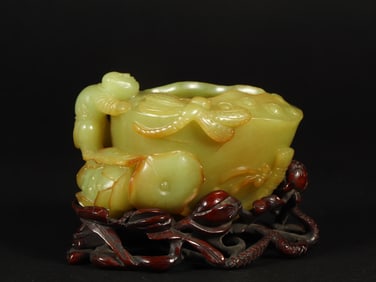 An Exquisite Yellow Jade Figure Pattern Brush Washer