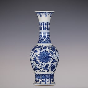 An Exquisite Blue and White Lotus Pattern Seawater Pattern Vase