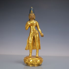 A Exquisite Gilt Bronze Statue of Avalokitesvara