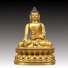 A Solemn Gilt Bronze Statue of Sakyamuni
