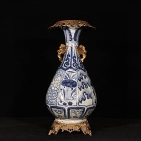 An Exquisite Blue and White Inlaid Gilt Bronze Flower Pattern Vase