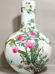 A Huge Famille-Rose Bats and Peach Pattern Vase