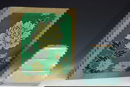 An Exquisite Ru yao Sky Blue Glazed Cover with Gold Pot,With an Imperial Poem by Emperor Qianlong