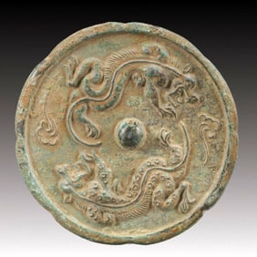 An Archaic Bronze Auspicious Beast Pattern Mirror