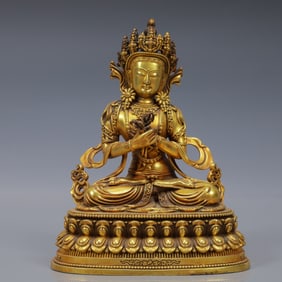 An Exquisite Gilt Bronze Statue of Vajrasattva