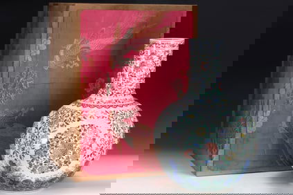 A Huge Blue and White Doucai Seawater and Flower Pattern Vase