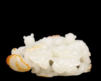 An Exquisite White Jade Figure Semen Nelumbinis-Shaped Ornament