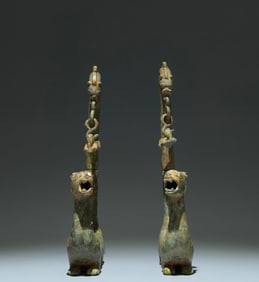 A Pair of Archaic Bronze Dragon-Shaped Palace Lantern