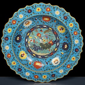 An Exquisite Cloisonne Flower and Bird Pattern Plate
