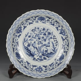 A Exquisite Blue and White Flower and Bird Pattern Plate